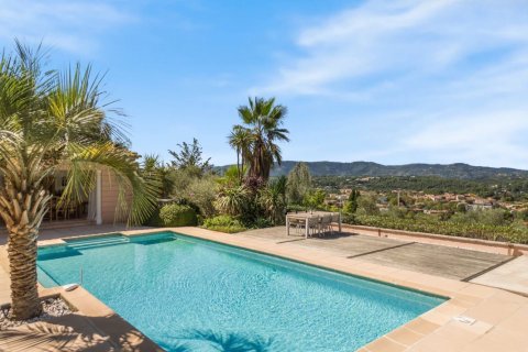 Вилла с 5 спальнями в Муан-Сарту, Франция №71292 6