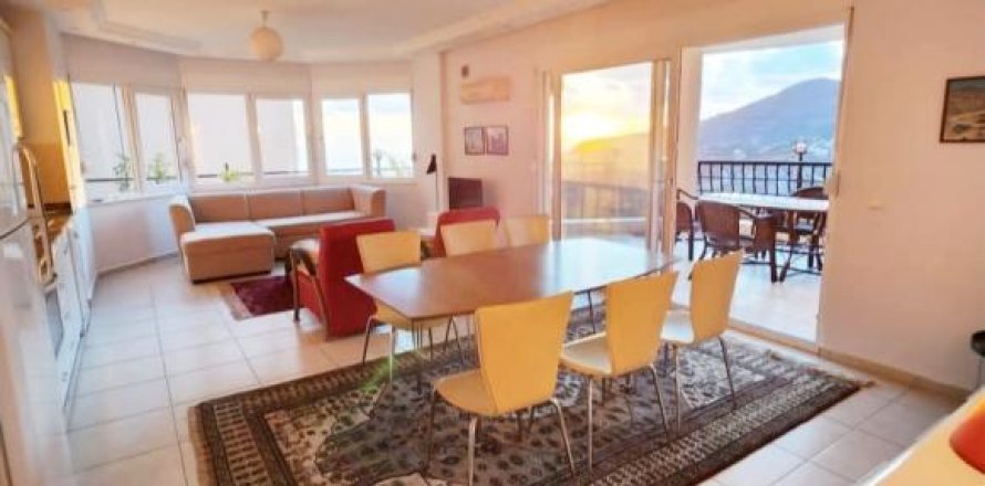 3 rooms Apartment in Alanya, Turkey No. 17723