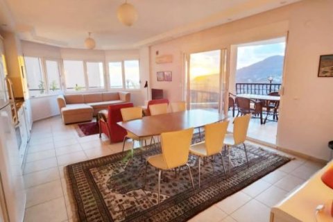 3 rooms Appartement à Alanya, Turkey No. 17723