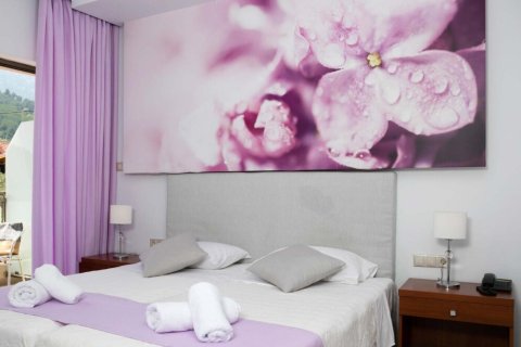 Отель, гостиница с 41 комнатой в Тасос, Греция №109238 9