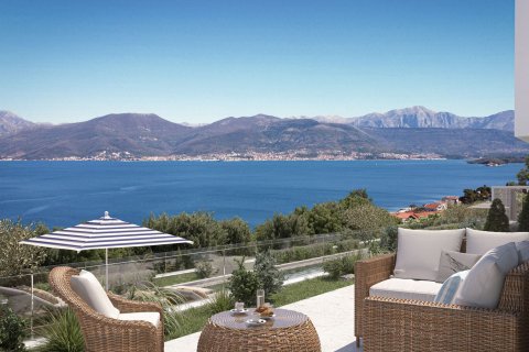 1 dormitorio Apartment en Krashichi, Montenegro No. 104681 2