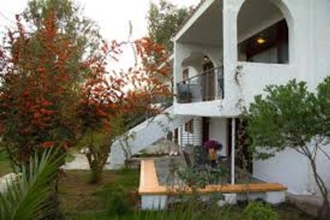 4 bedrooms Apartment in Rafina, Greece No. 113135 2