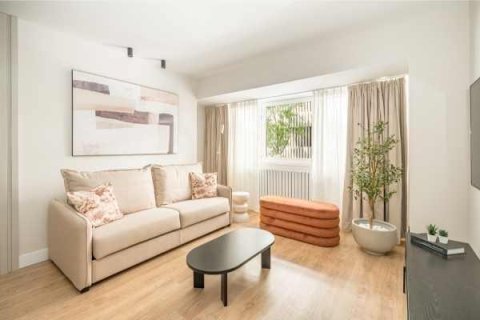 2 bedrooms Apartment in Madrid, Spain No. 83816