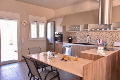 2 bedrooms Villa in Neapoli, Greece No. 56007 2