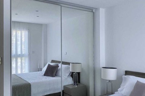 3 bedrooms Apartment in Germasogeia, Cyprus No. 32925 8