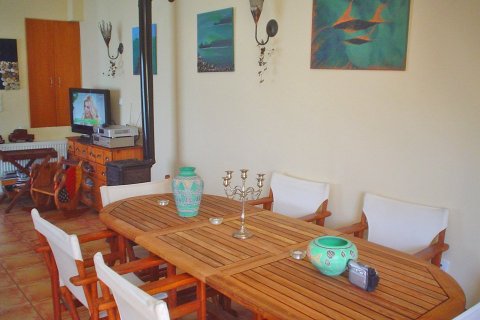 4 rooms House à Karystos, Greece No. 60531 8