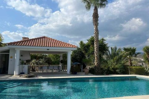 4 dormitorios Villa en Pyrgos, Cyprus No. 63471 9