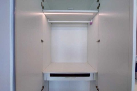 2 bedrooms Apartment in Limassol, Cyprus No. 78073 11