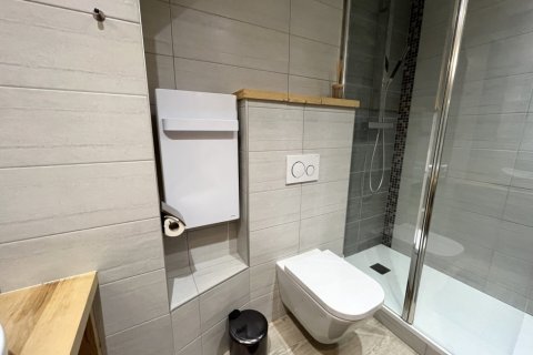 3 bedrooms Apartment in Les Allues, France No. 100158 7