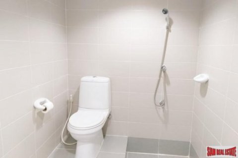 2 bedrooms Apartment in Bangkok, Thailand No. 95833 9