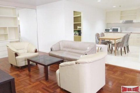 2 bedrooms Apartment in Bangkok, Thailand No. 95833 3