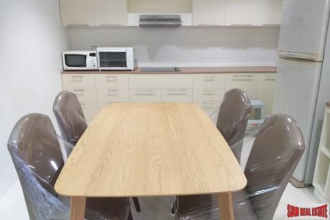 2 bedrooms Apartment in Bangkok, Thailand No. 95833 8