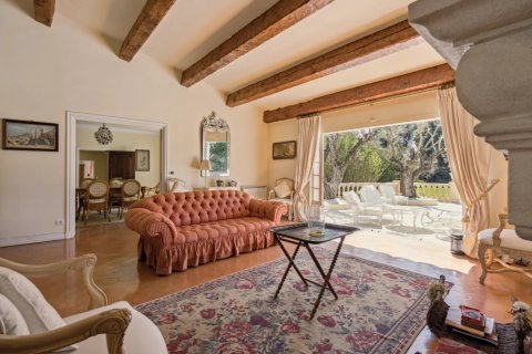 Дом с 5 спальнями в Антиб, Франция №99778 2