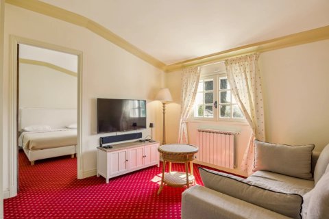 Дом с 5 спальнями в Антиб, Франция №99778 10