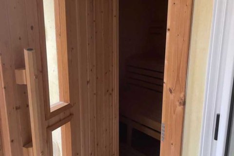 Дом с 6 спальнями в Пиргос, Кипр №81730 4