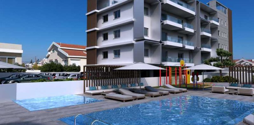 3 dormitorios Penthouse en Limassol, Cyprus No. 33568