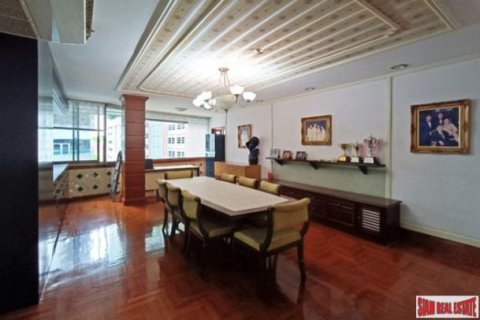 4 bedrooms Apartment in Bangkok, Thailand No. 96658 20