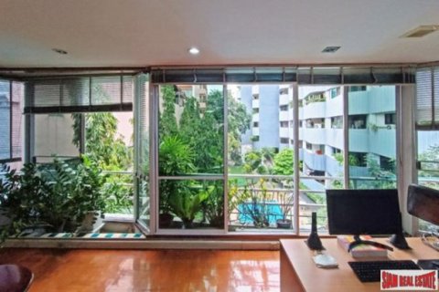4 bedrooms Apartment in Bangkok, Thailand No. 96658 14