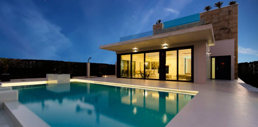 4 bedrooms Villa in Dehesa De Campoamor, Spain No. 121849