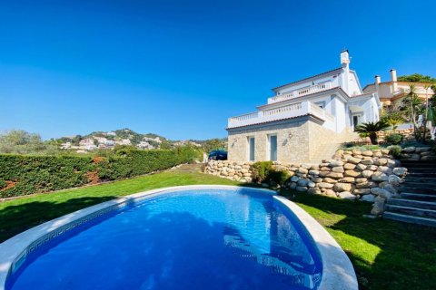 3 dormitorios House en Lloret de Mar, Spain No. 27636