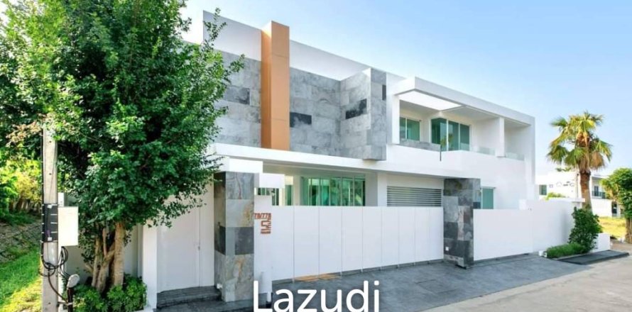 8 bedrooms House in Chiang Mai, Thailand No. 98038