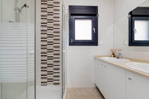 210m² Villa in Hai Bac, Vietnam No. 92230 24