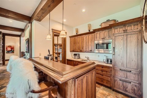 6 bedrooms House in Edwards, USA No. 79981 23