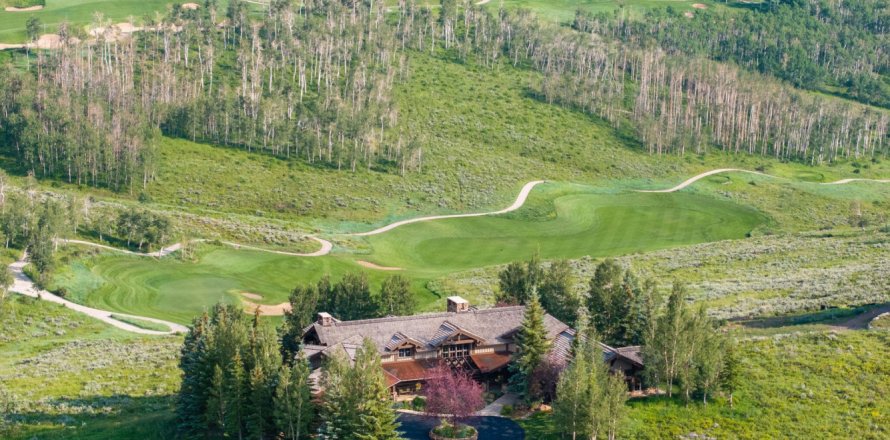 6 bedrooms House in Edwards, USA No. 79981