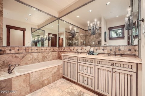 6 bedrooms House in Edwards, USA No. 79981 26