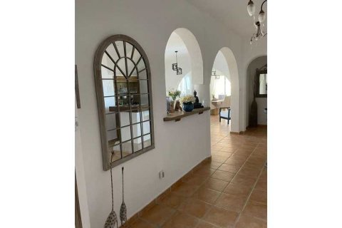 3 bedrooms Villa in Tala, Cyprus No. 79680 6