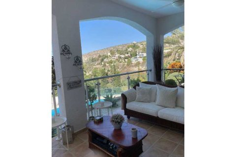 3 bedrooms Villa in Tala, Cyprus No. 79680 10