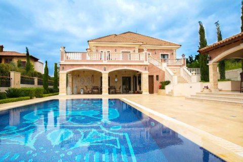 6 bedrooms Villa in Kouklia, Cyprus No. 76259 11