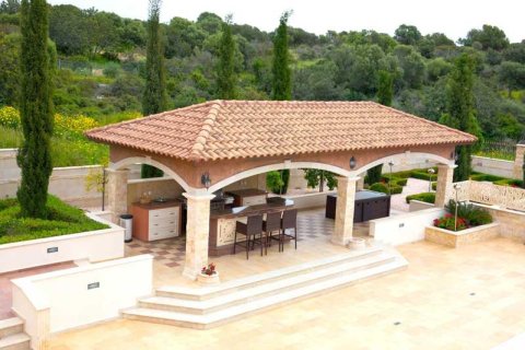 6 bedrooms Villa in Kouklia, Cyprus No. 76259 7
