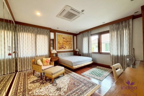 4 bedrooms House in Chiang Mai, Thailand No. 98155 22