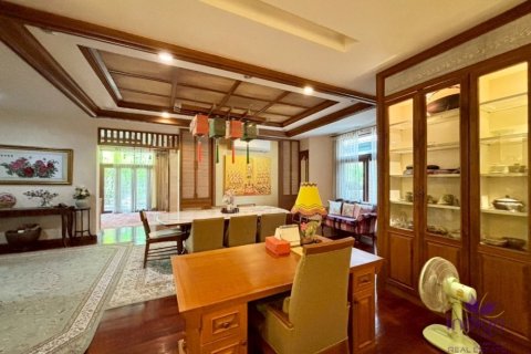 4 bedrooms House in Chiang Mai, Thailand No. 98155 13