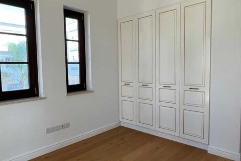 2 bedrooms Apartment in Germasogeia, Cyprus No. 81821 4