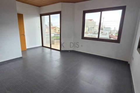 Дом с 3 спальнями в Като Полемидия, Кипр №81742 8