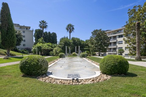 2 chambres Appartement à Nice, France No. 67398 3