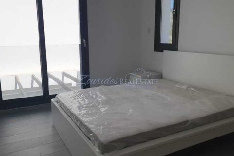 3 dormitorios House en Oroklini, Cyprus No. 83222 5