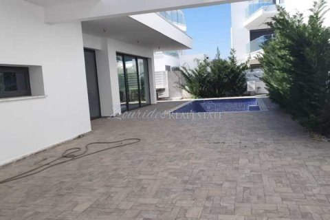 3 dormitorios House en Oroklini, Cyprus No. 83222 10