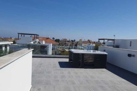 3 dormitorios House en Oroklini, Cyprus No. 83222 11