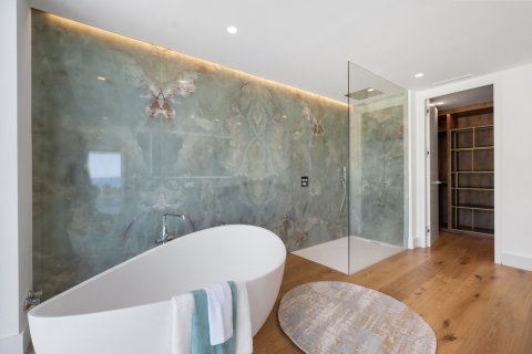 4 bedrooms Villa in Gia Huynh, Vietnam No. 27069 26