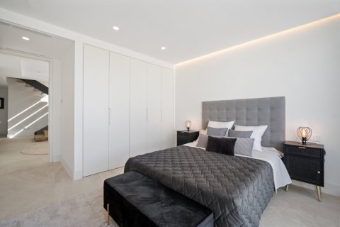 4 bedrooms Villa in Gia Huynh, Vietnam No. 27069 3