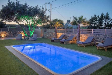 2 bedrooms Villa in Heraklion, Greece No. 23874 5