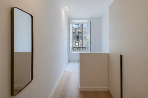 4 bedrooms Apartment in Nice, France No. 67396 9