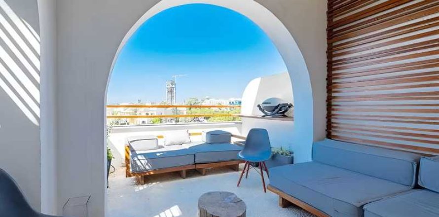 2 bedrooms Apartment in Limassol, Cyprus No. 81816