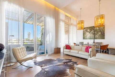 2 bedrooms Apartment in Limassol, Cyprus No. 81816 2