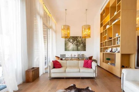 2 bedrooms Apartment in Limassol, Cyprus No. 81816 3