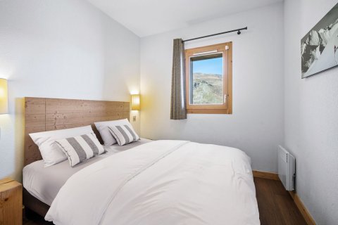 3 dormitorios Apartment en Les Belleville, France No. 99449 7