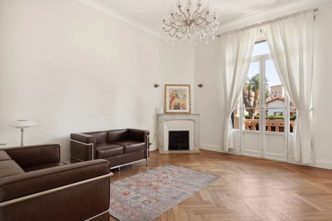 Дом с 6 спальнями в Канны, Франция №67999 7